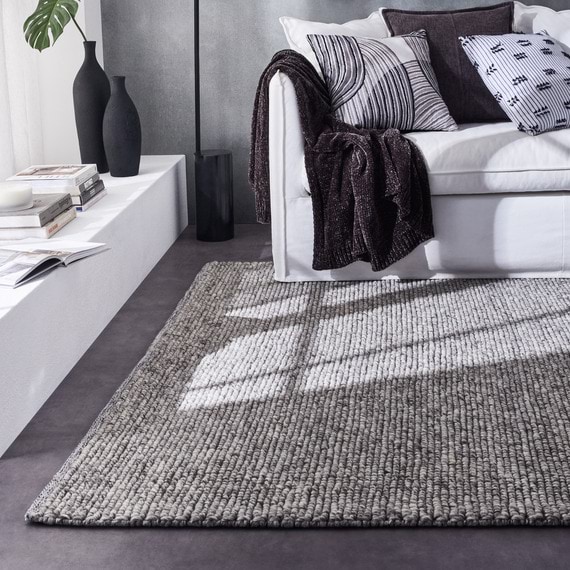 RUSHDI Floor Rug