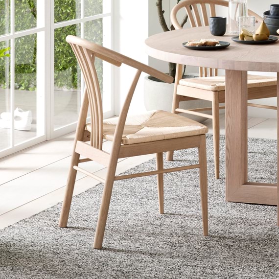 WISHBONE Dining Chair