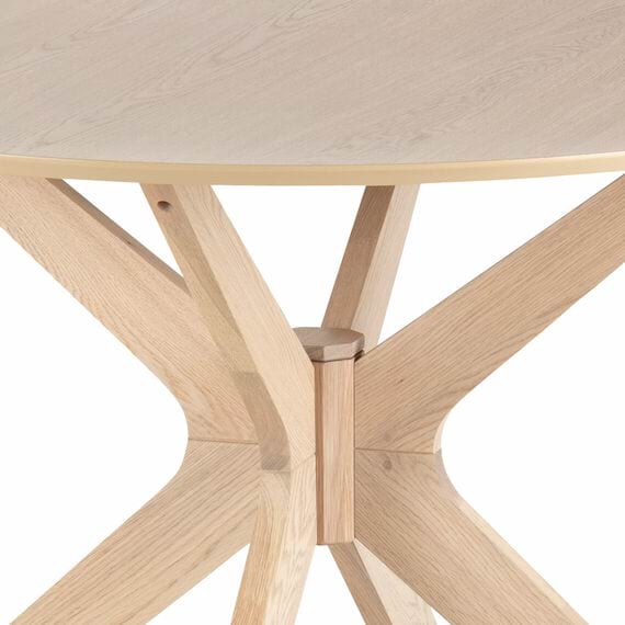 MILFORD Dining Table