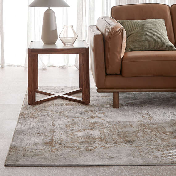 CASPIAN Floor Rug