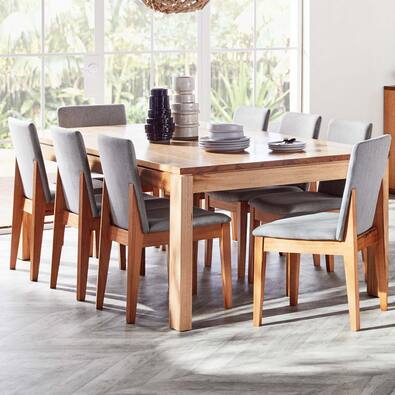 HENSLEY Dining Table