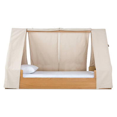 HIDEOUT Canopy Bed