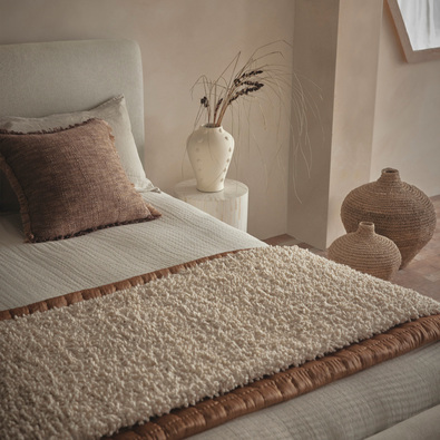 MESA Quilted Linen Tonal Coverlet