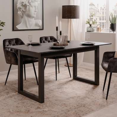 AUSTINTOWN Extension Dining Table