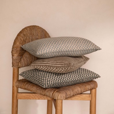 GIA Linen Cushion