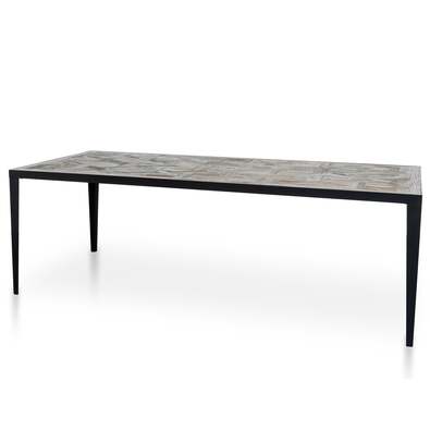CLAREMORE Dining Table