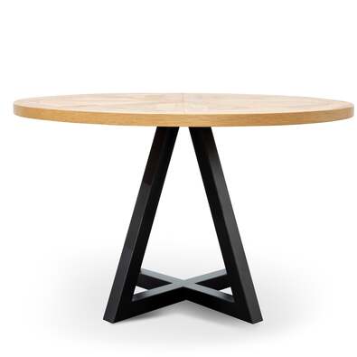 PIERS Round Dining Table