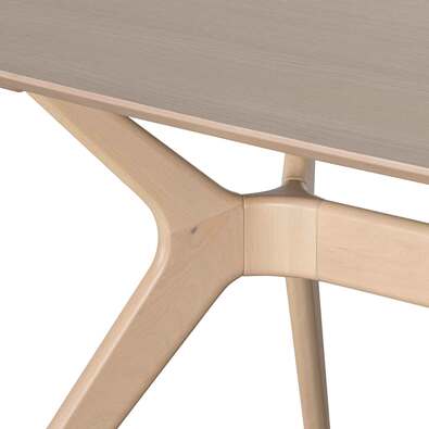 NORMA Dining Table