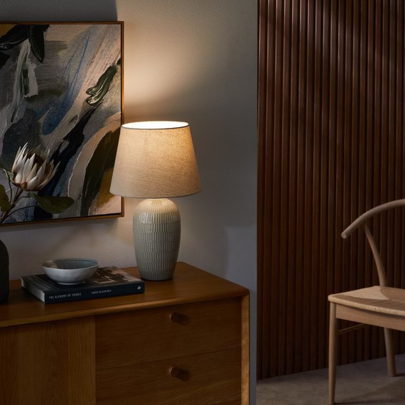 KINSLEY Table Lamp