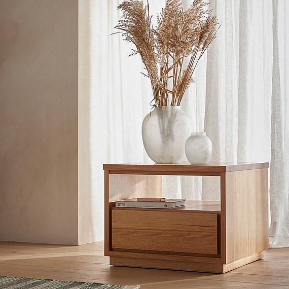 HENSLEY Side Table