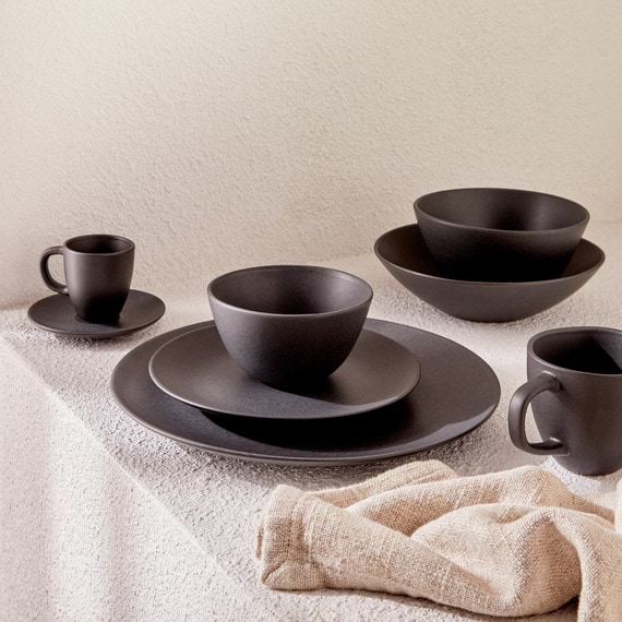 CARBON Dinner Set