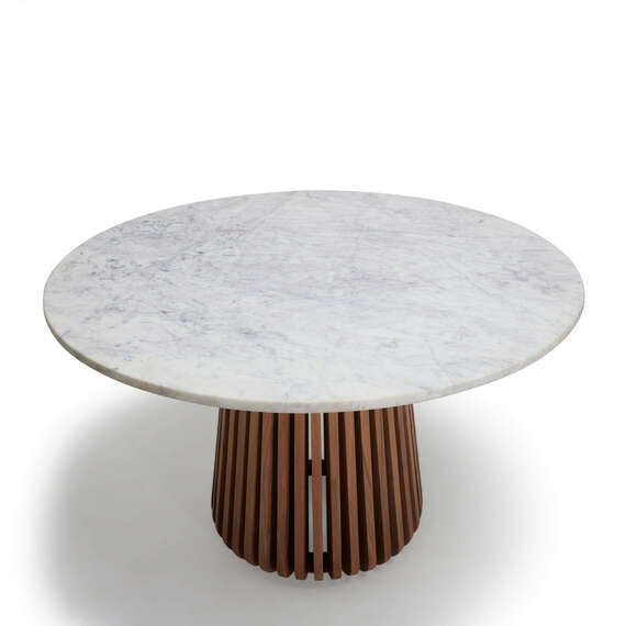 NESST Dining Table