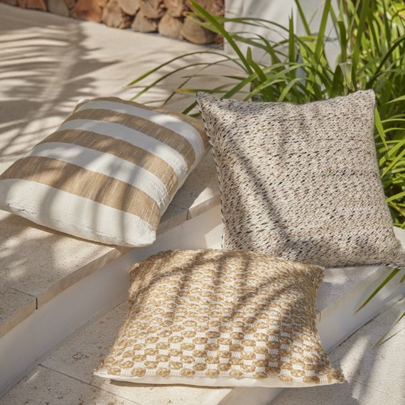 TRENZA Outdoor Cushion