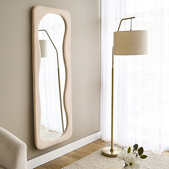 RHIA Floor Mirror