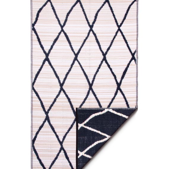 NAIRO Outdoor Rug