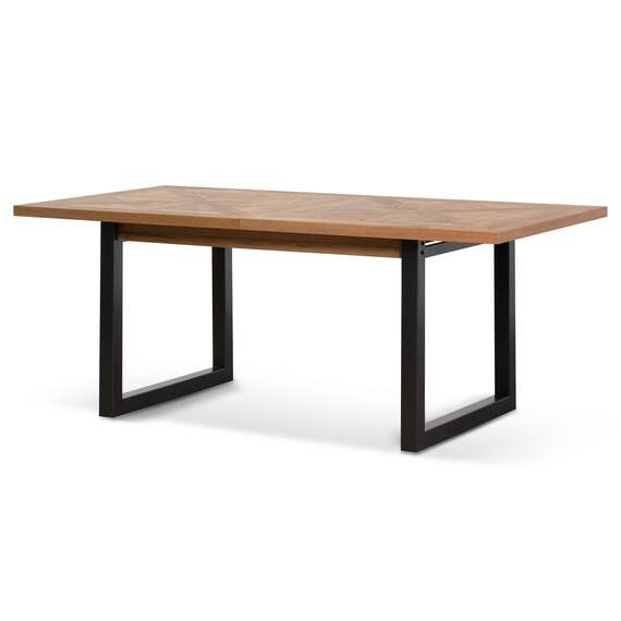 PIERS Extendable Dining Table