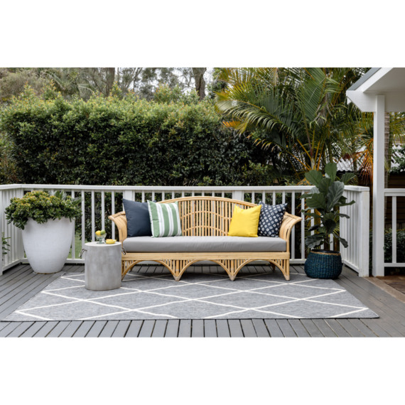 BORBA Outdoor Rug