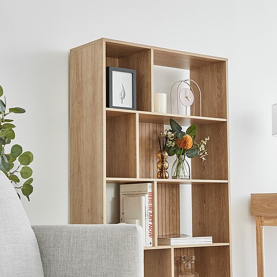 APIUNA Bookshelf