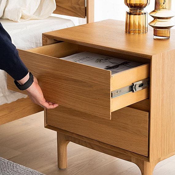 EVANDER Bedside Table