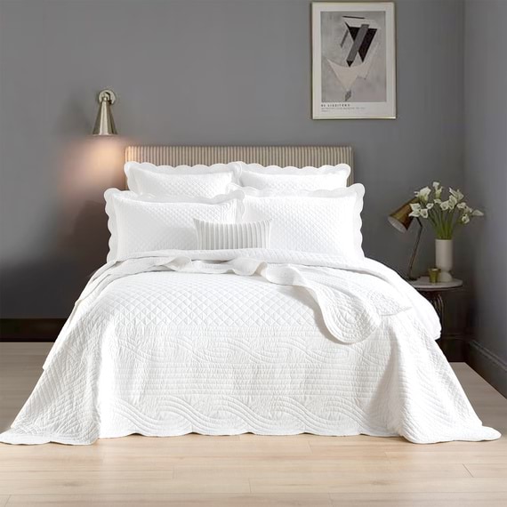 PIEN Coverlet Set