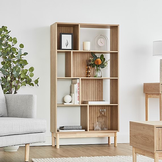 APIUNA Bookshelf