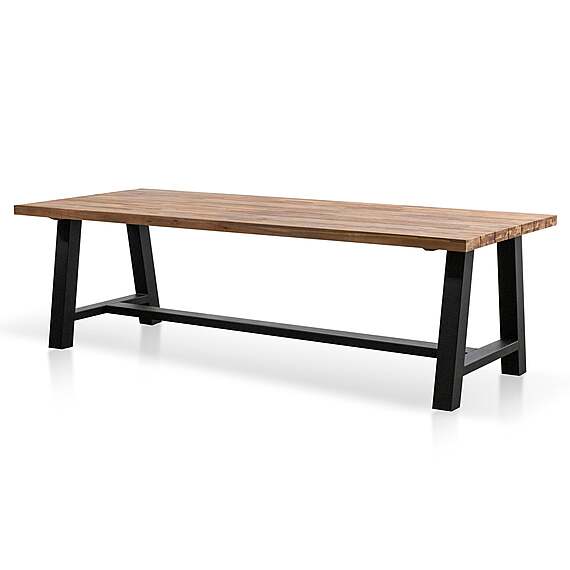 CORBY Dining Table II