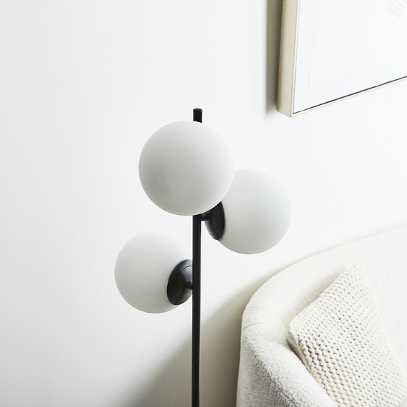 VENDELA Floor Lamp