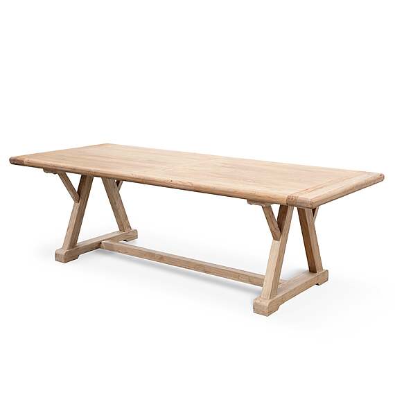 LAYTON Dining Table