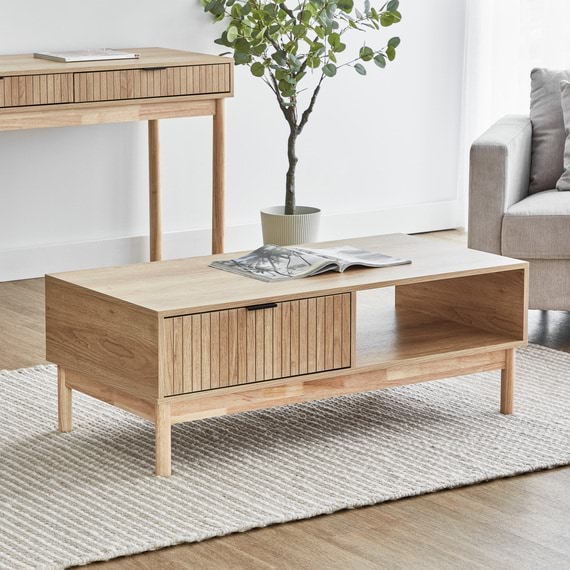 APIUNA Coffee Table