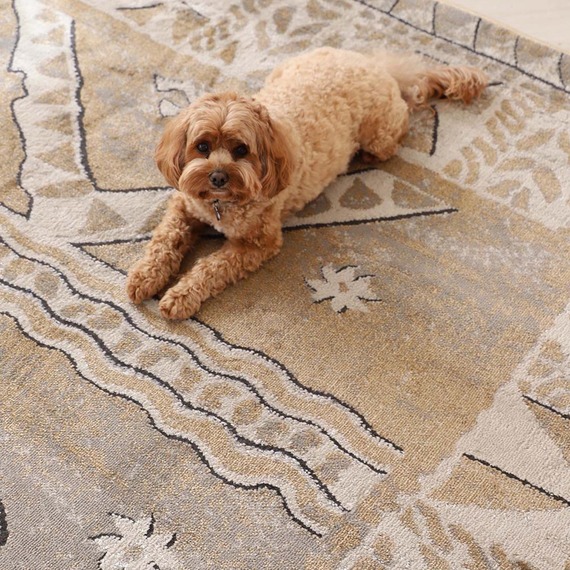 MOEMA Floor Rug