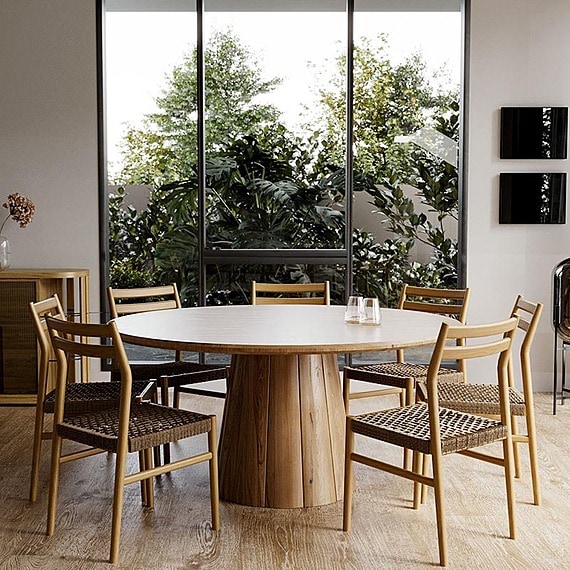 UROPA Dining Table