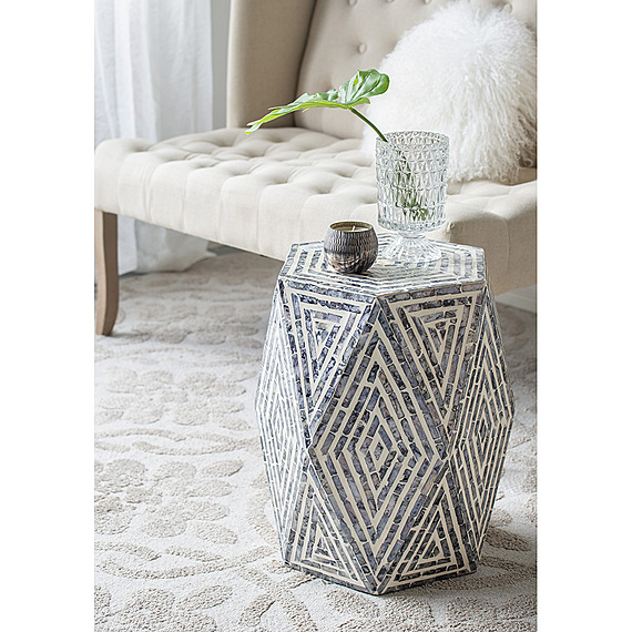 MENDE Side Table