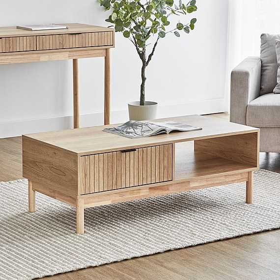 APIUNA Coffee Table