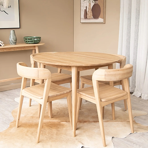 MANAIRA Round Dining Table