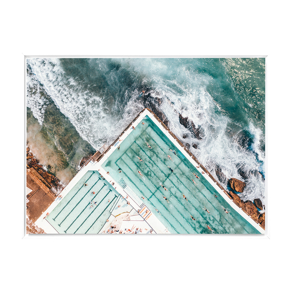 ROCK POOL IN BONDI Canvas