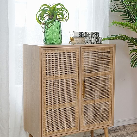 ATOK Sideboard