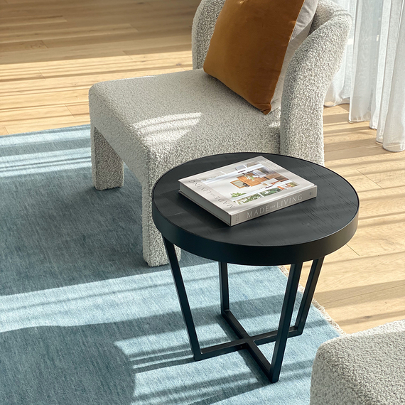 CRIXAS Side Table