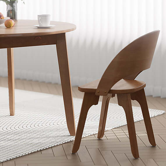 BOORI BALLET Curved Dining Chair