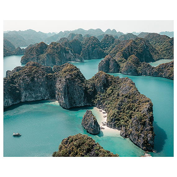 HA LONG BAY Framed Print