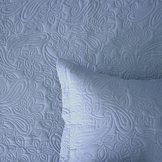 SAMAXI Coverlet