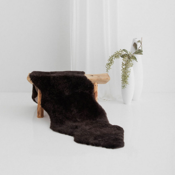 THE KINGSTON Sheepskin Floor Rug