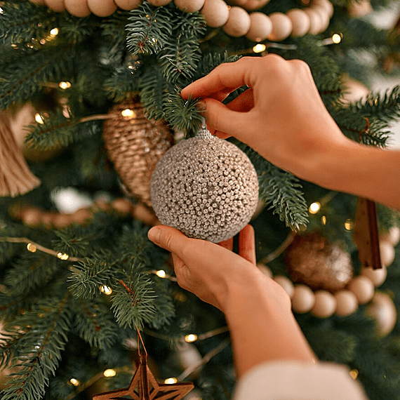 ZONGO Set of 6 Christmas Baubles