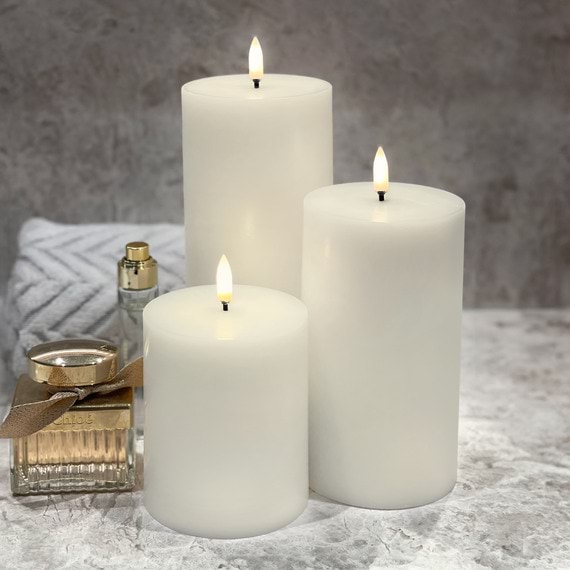 DESIGNER CURATIONS CLASSIC Set of 3 Flameless Candle