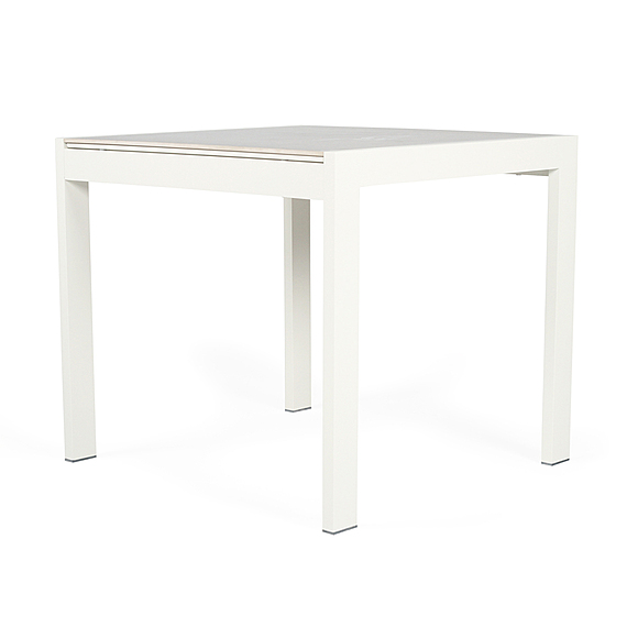 ROBERTO Dining Table