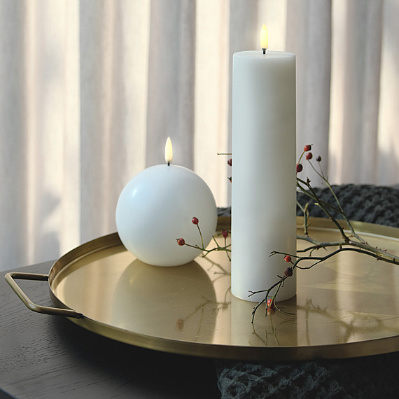 SPECIALTY PILLARS Slim Flameless Candle