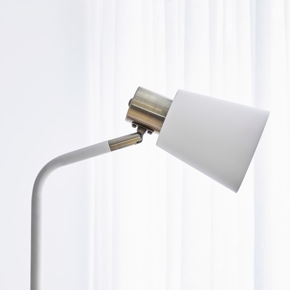 AVI Floor Lamp