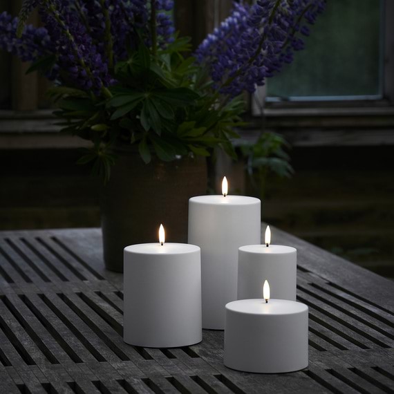 OUTDOOR LIVING Wide Flameless Candle