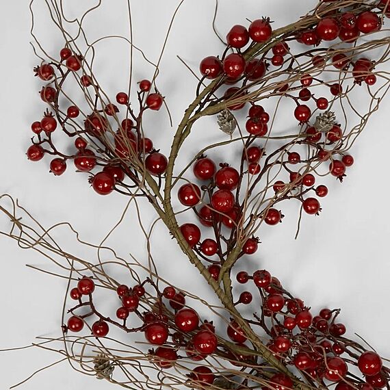 RED BERRY I Garland