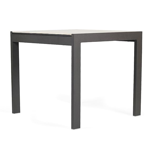 ROBERTO Dining Table