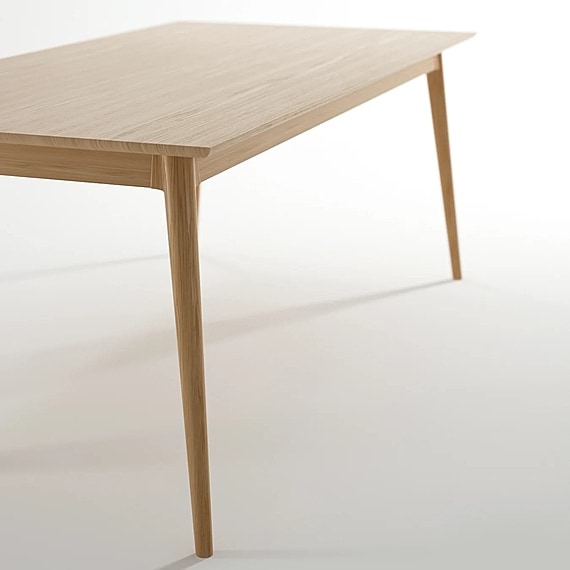 MANAIRA Dining Table